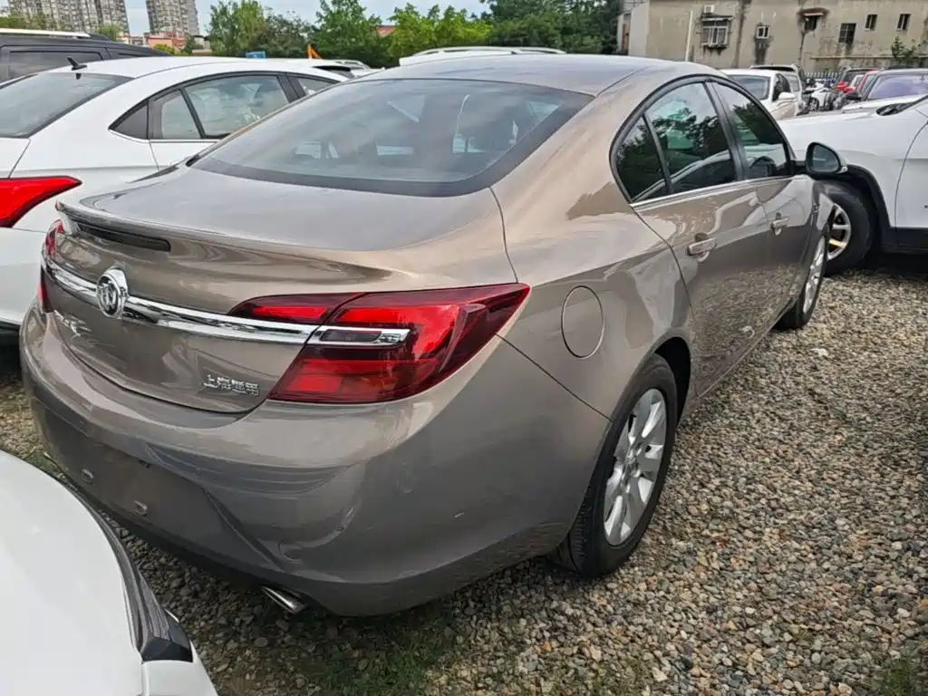 Regal 2.0 L Leading Fashion
