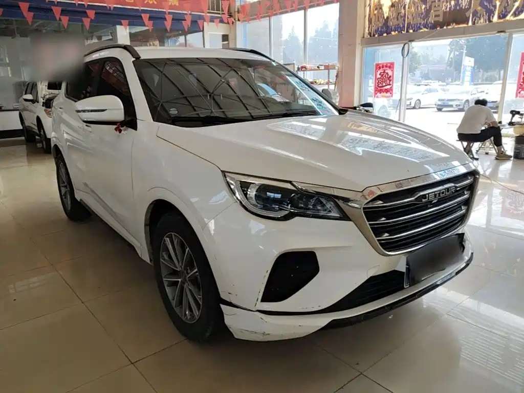Jetour X70 1.5 T DCT Smooth Travel 5-seat