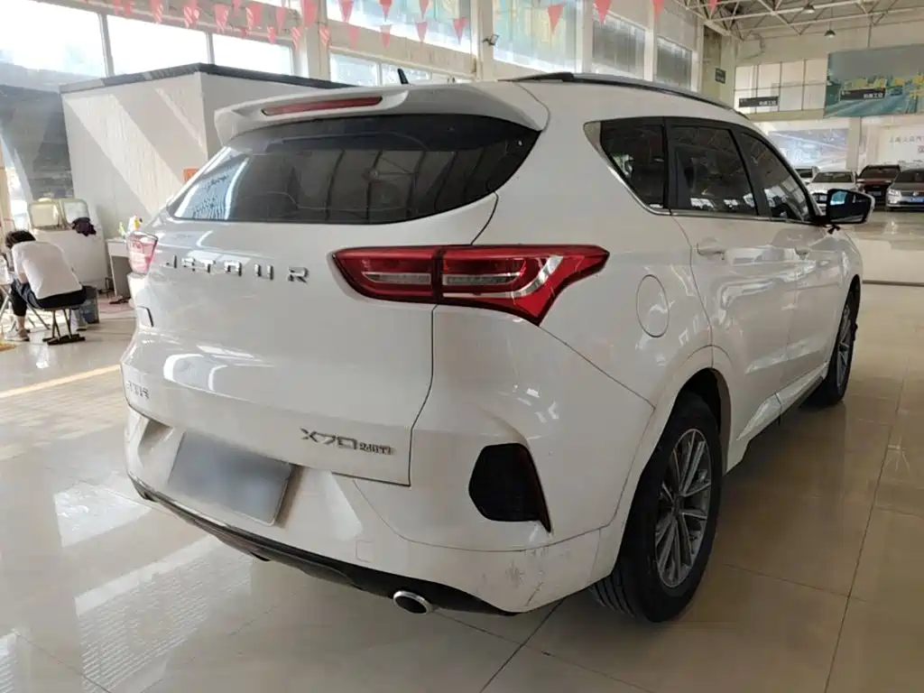 Jetour X70 1.5 T DCT Smooth Travel 5-seat