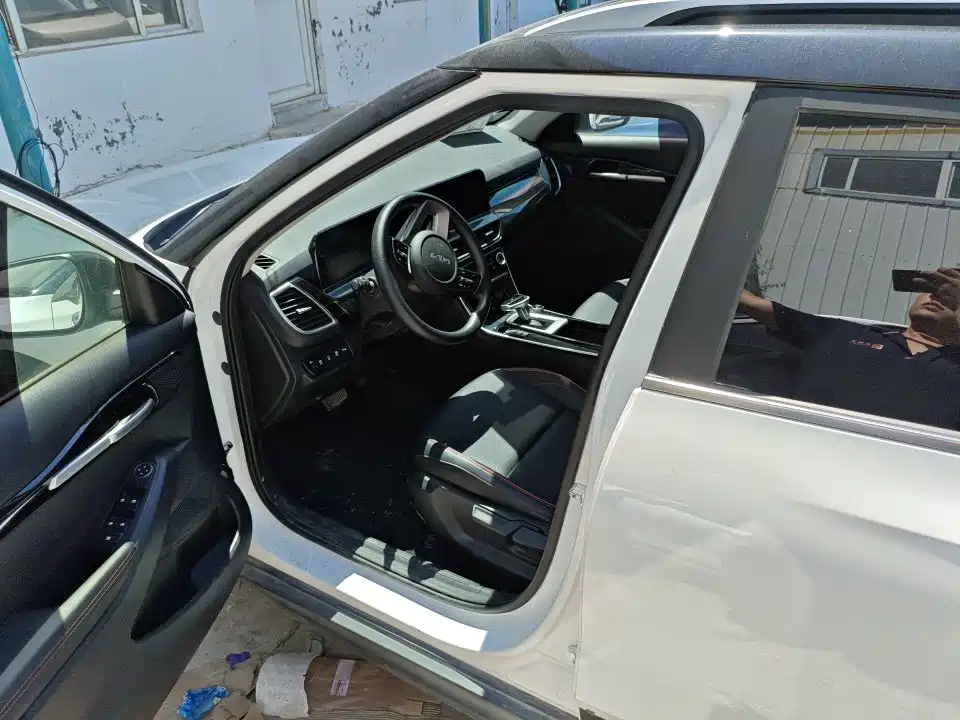 Seltos 1.5 L CVT Luxury