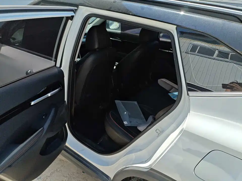 Seltos 1.5 L CVT Luxury