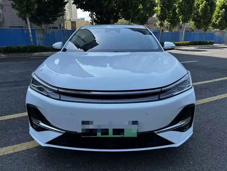 Geely Galaxy A7 银河A7 EM 2025款 EM-i 150 km 探索+版