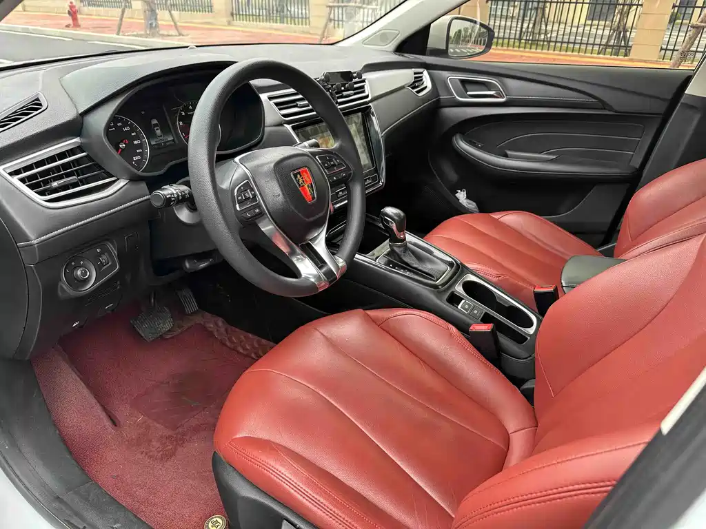 Roewe i5 1.5 L Auto 4 G Connected Leading Luxury