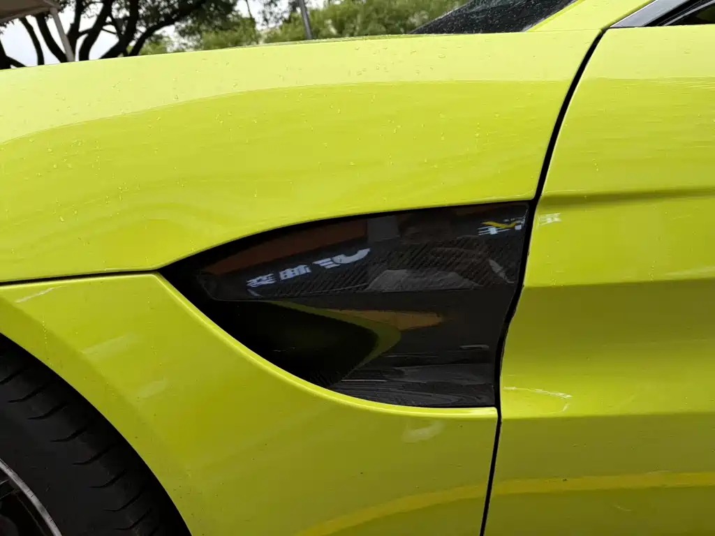 V8 Vantage 4.0 T V8 Coupe