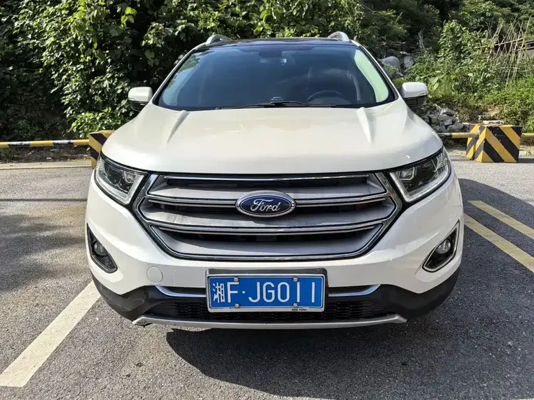 Ford Edge EcoBoost 245 2 WD Grand Sharp 7-seat