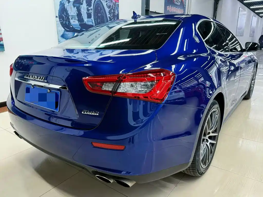 Ghibli 3.0 T Standard