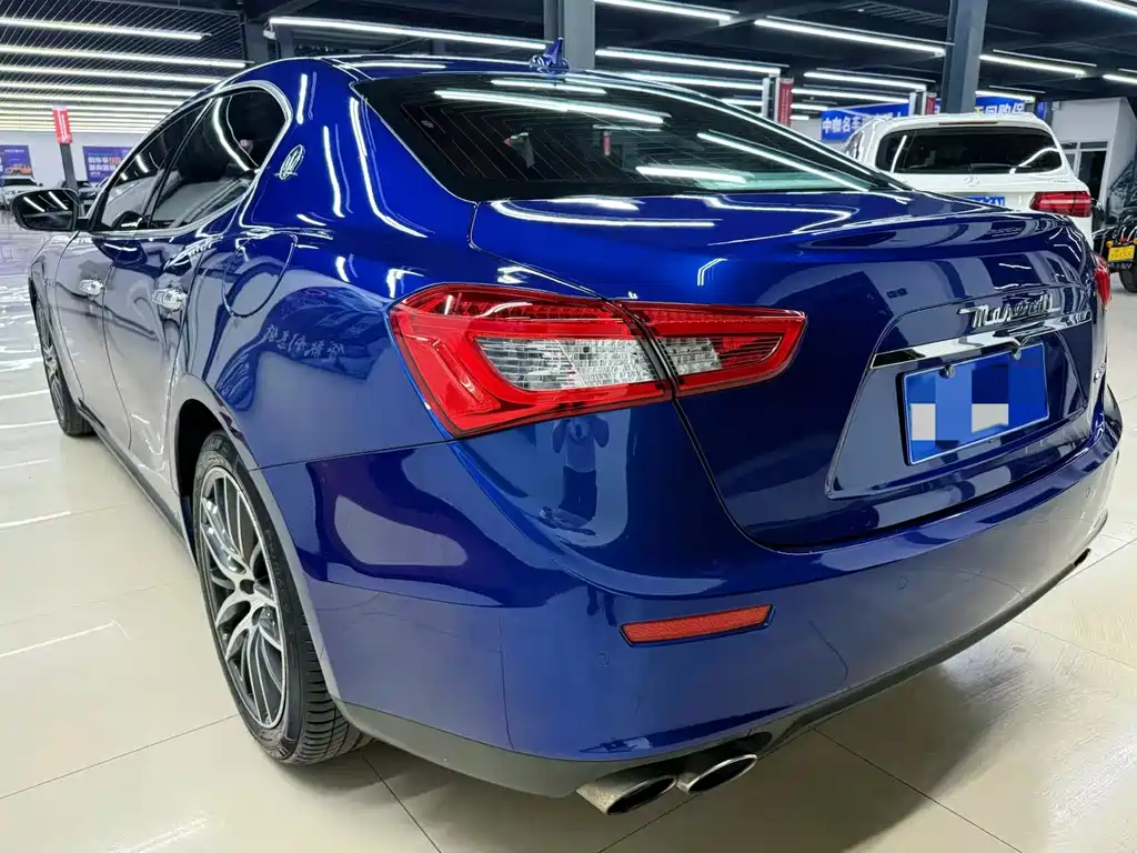 Ghibli 3.0 T Standard