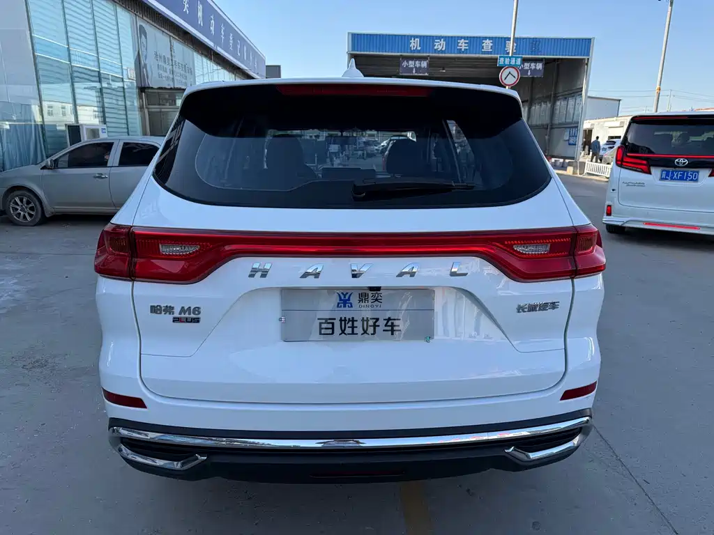 Haval M6 PLUS 1.5 T DCT Elite Connected
