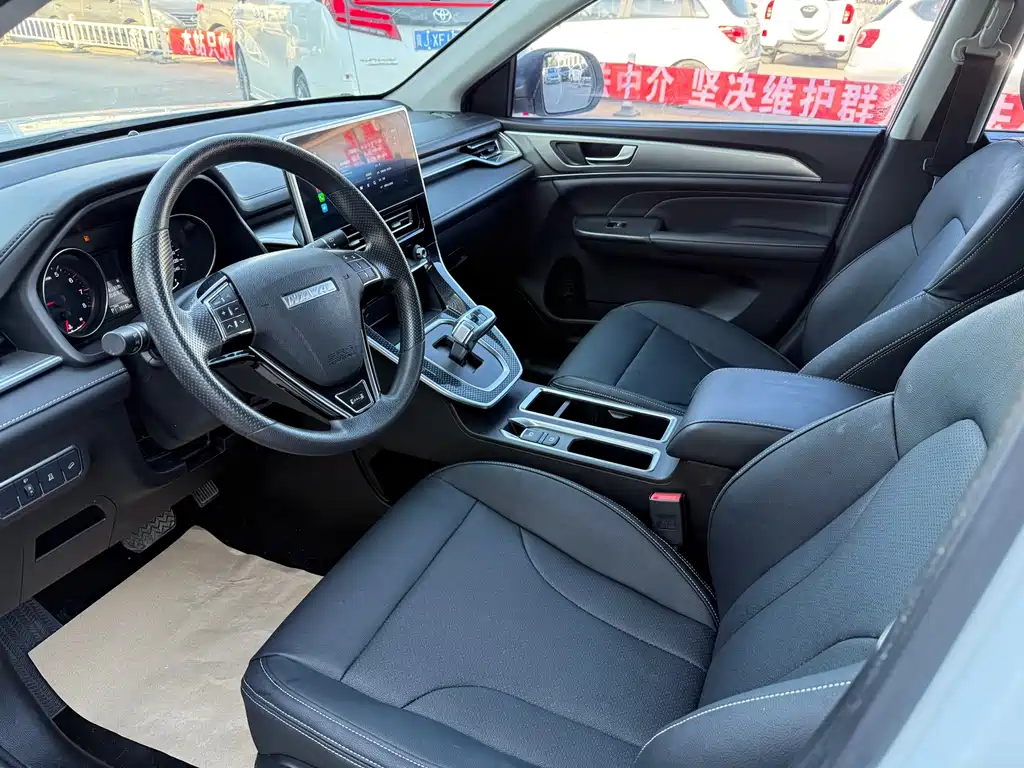 Haval M6 PLUS 1.5 T DCT Elite Connected