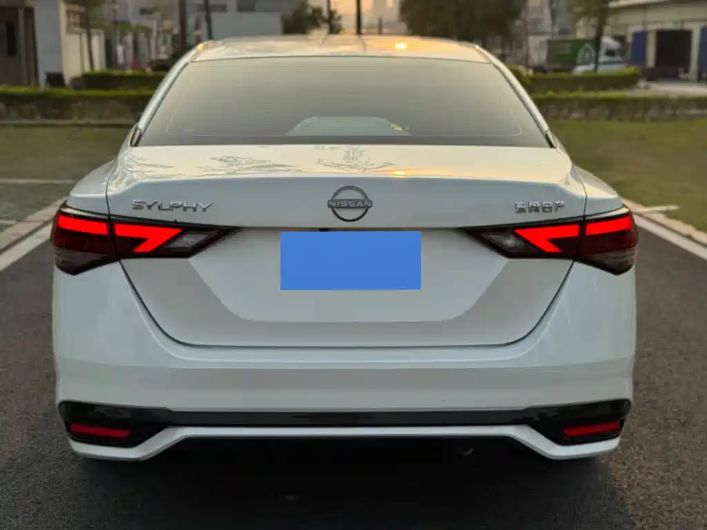 Sylphy 1.6 L CVT Smart Drive
