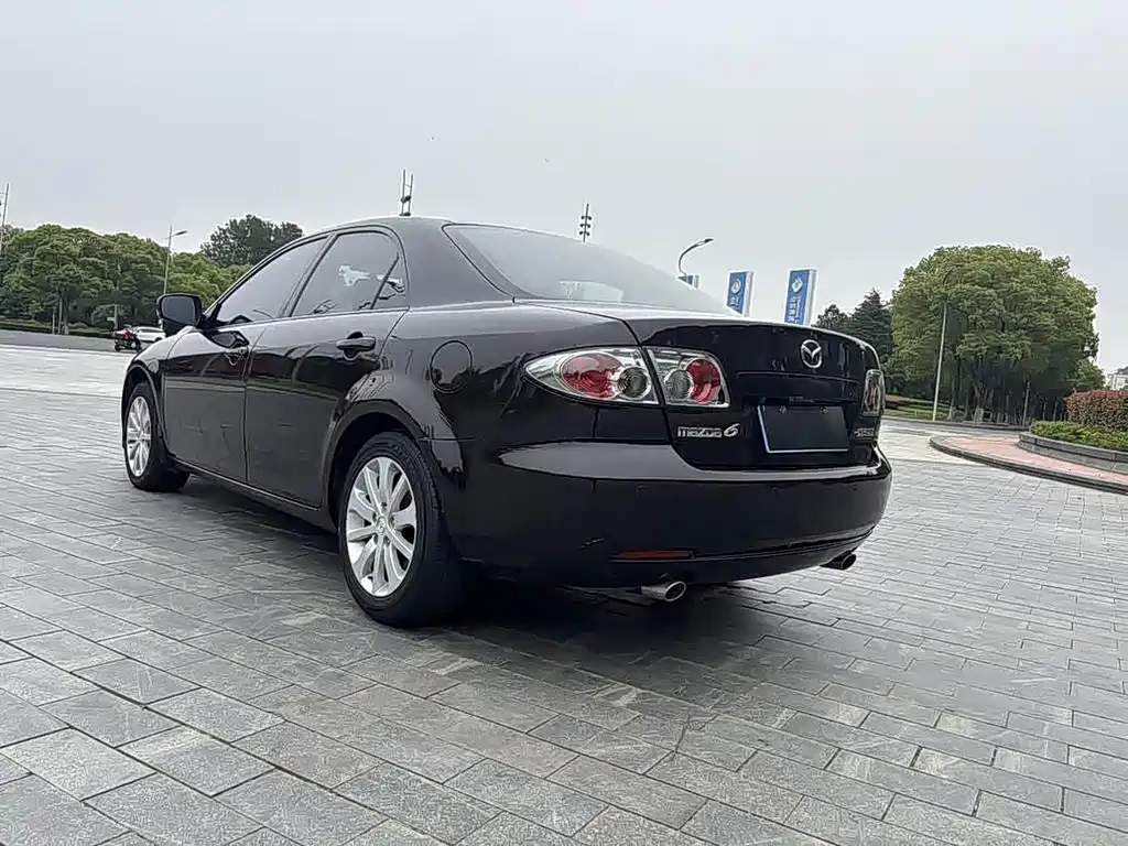 Mazda 6 2.0 L Auto Fashion