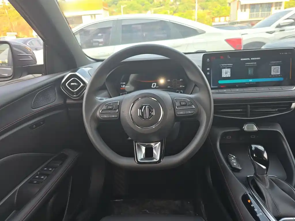 MG5 MG5 2025款 180 DVVT 全球豪华版