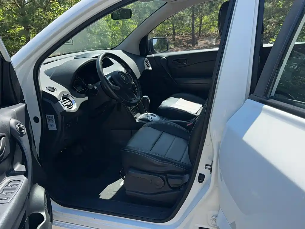 Koleos (Import) 科雷傲进口 2014款 改款 2.0 L 两驱智享版