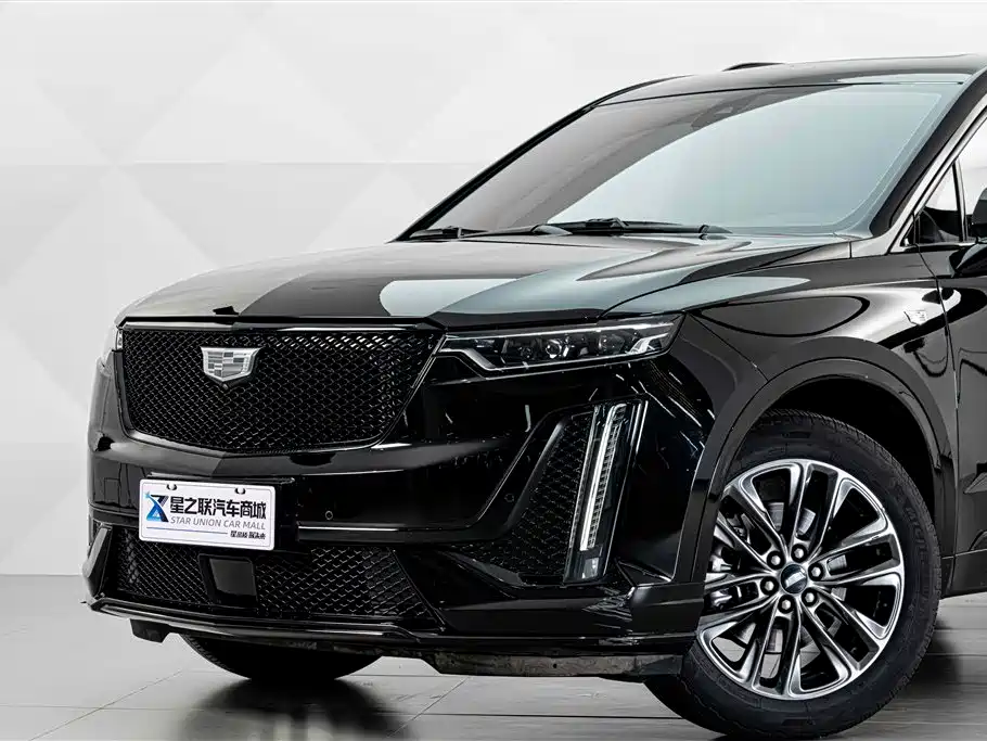 Cadillac XT6 2.0 T 6-seat 4 WD Distinguished Executive Black Label