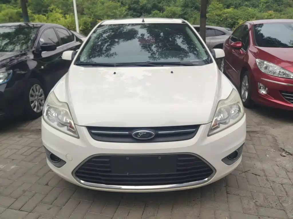 Focus Sedan Classic 1.8 L Auto Fashion