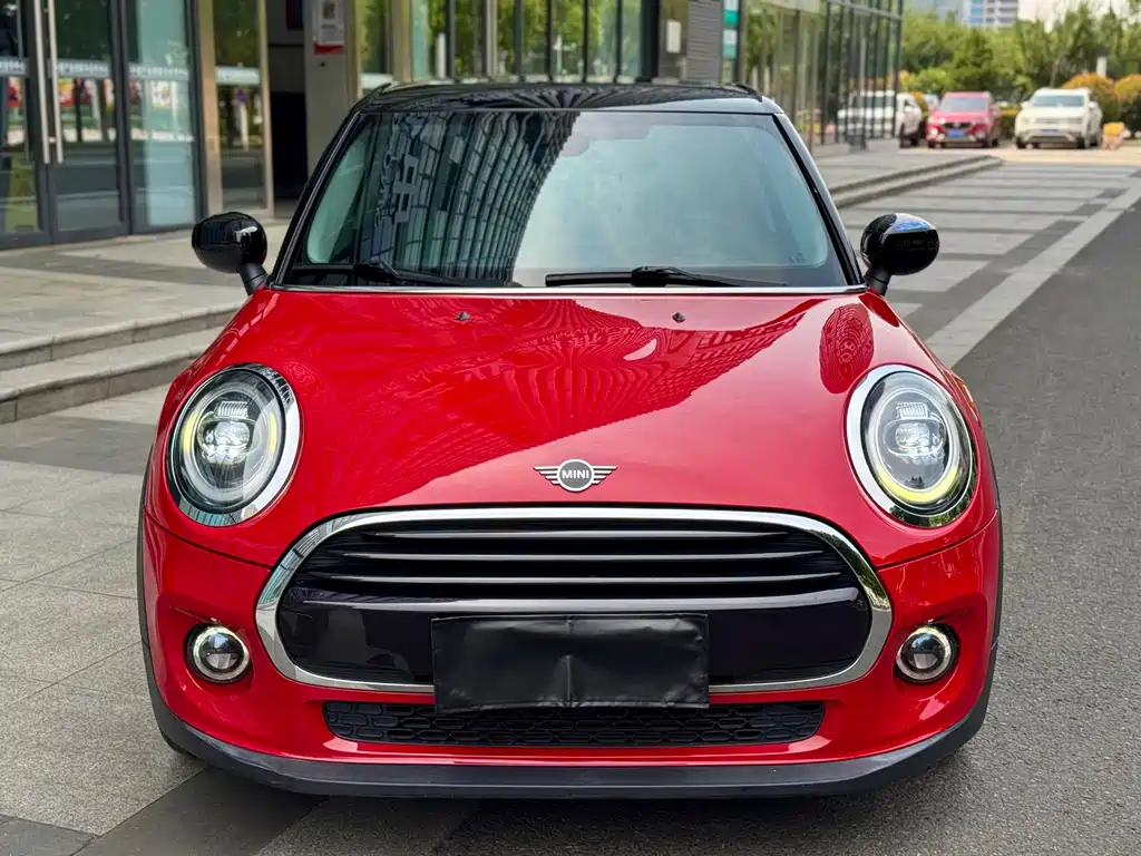 MINI MINI 2020款 1.5 T COOPER 经典派 五门版