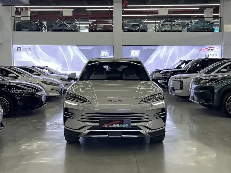 BYD Song PLUS NEV DM-i Smart Drive 112 KM Honored
