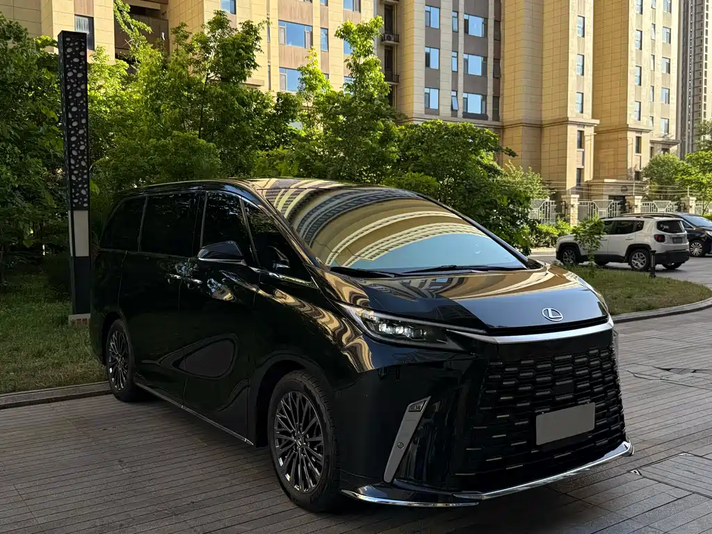 Lexus LM 350 h 7-seat Elegant