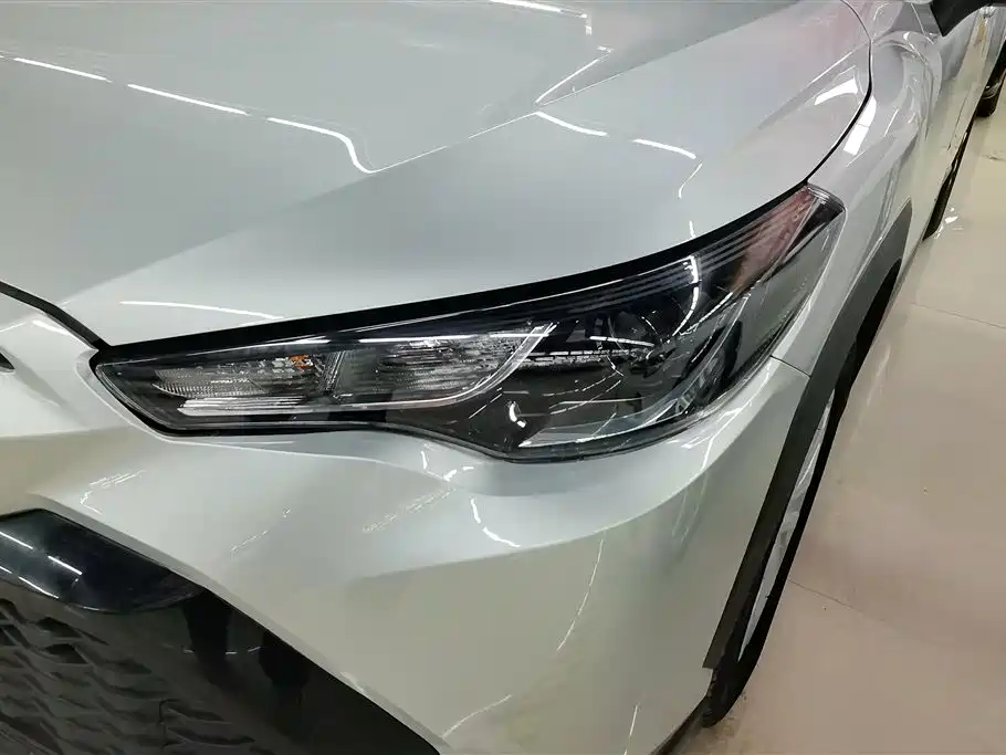 Frontlander 2.0 L CVT Leading