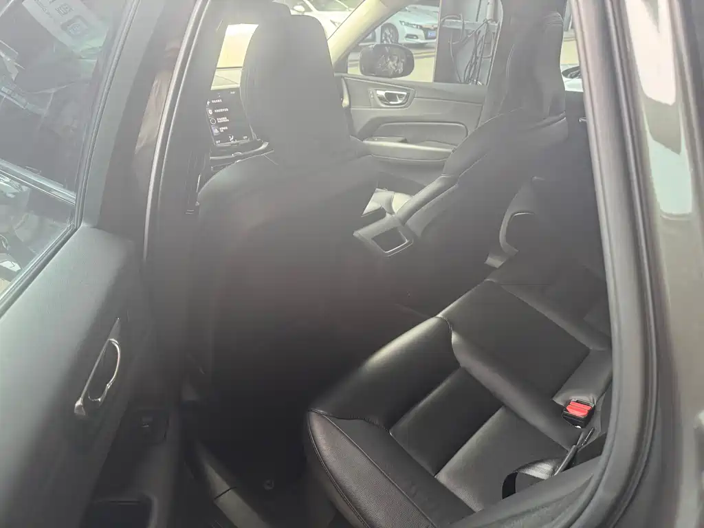 Volvo XC60 T5 4 WD Smart Ease Luxury