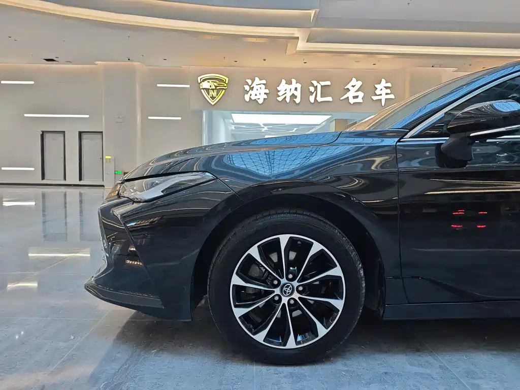 Avalon 2.0 L Select