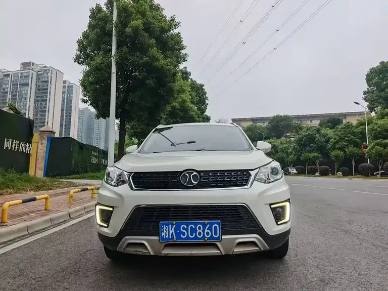 Baic Senova X35 1.5 L Manual Elite