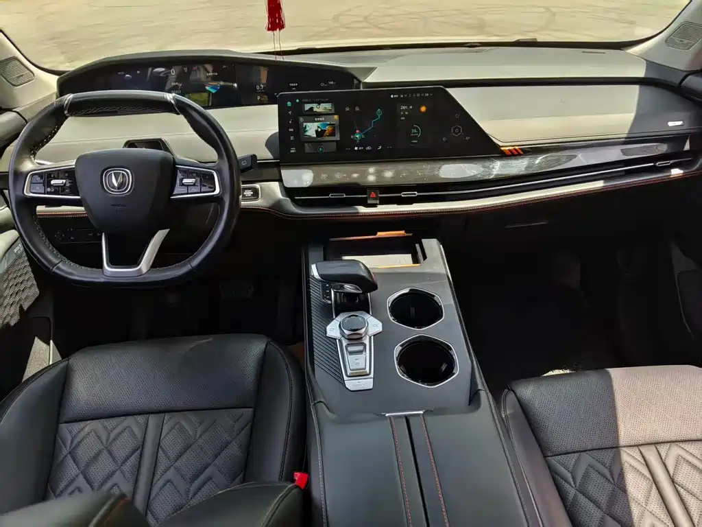 Changan UNI-K 2.0 T Luxury