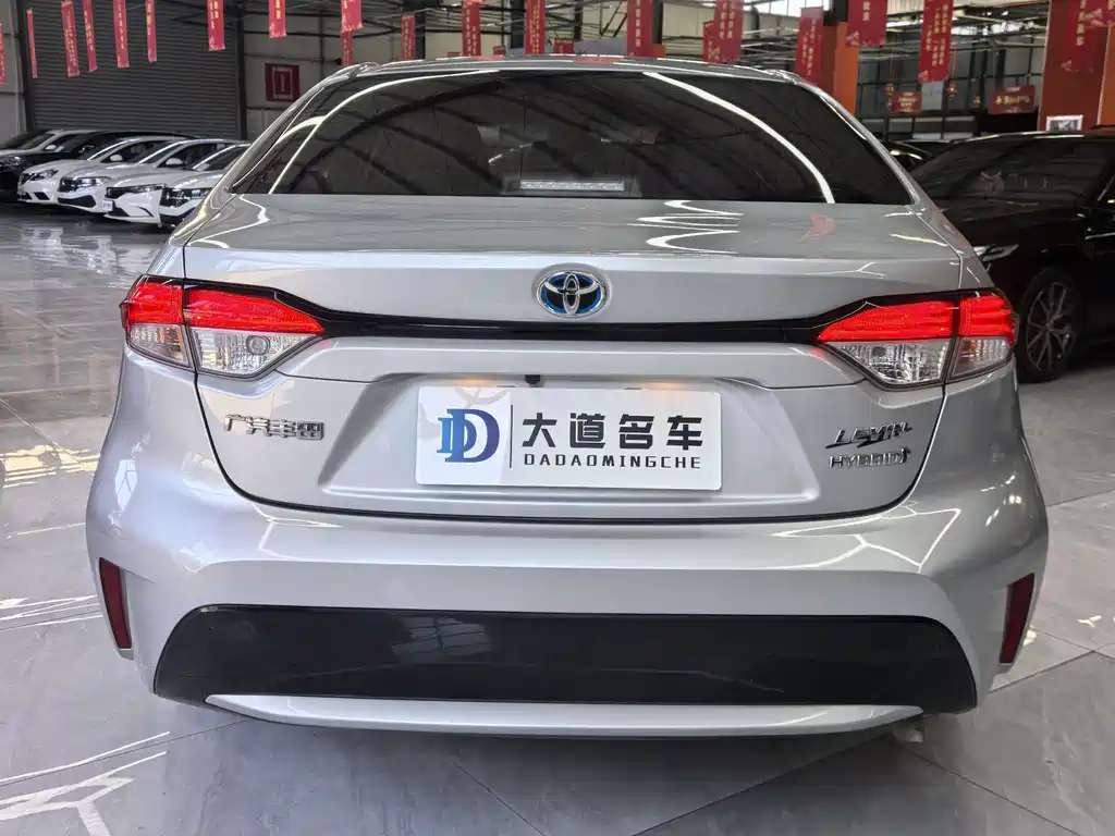 Levin Dual Engine 1.8 H E-CVT Luxury