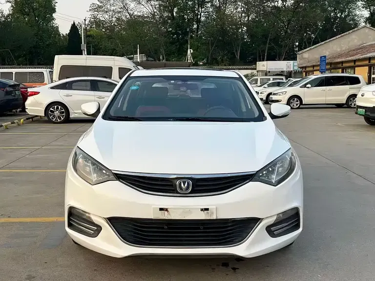 Changan Eado XT 1.6 L Manual Handsome Cool CN-V