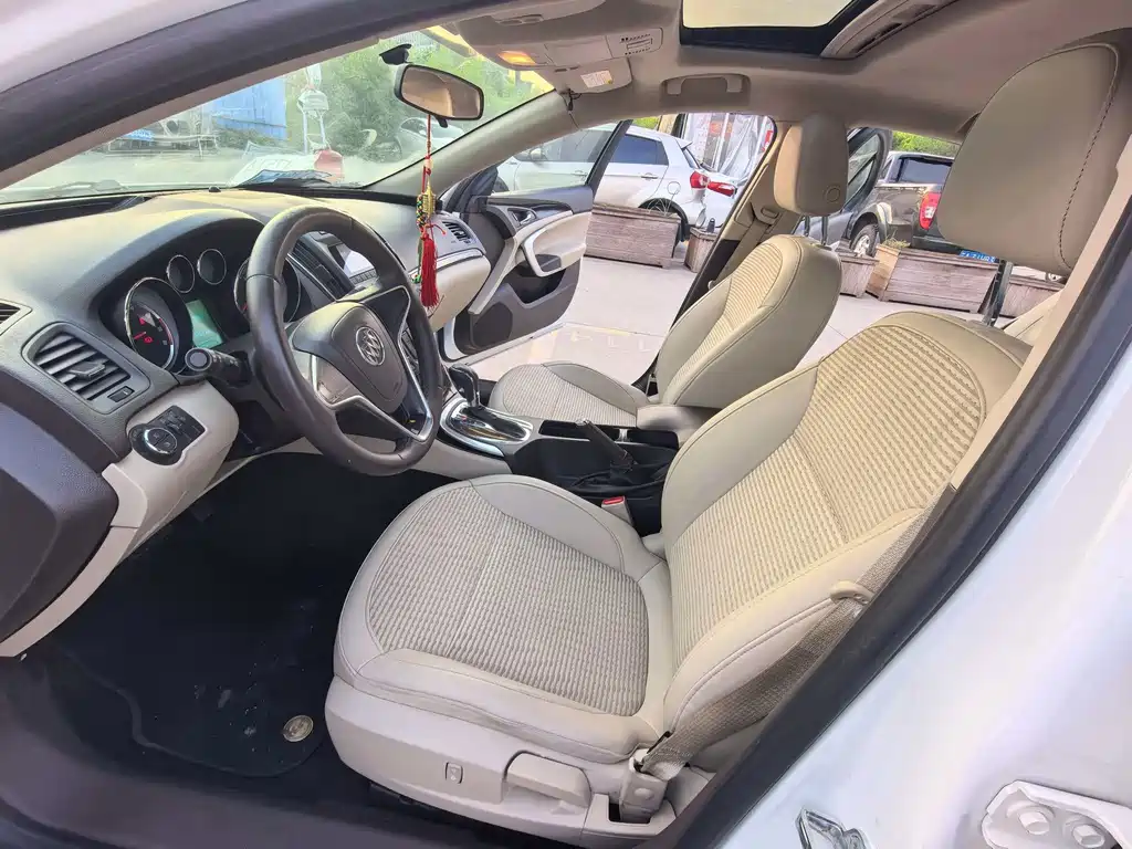 Regal 2.0 L Leading Fashion