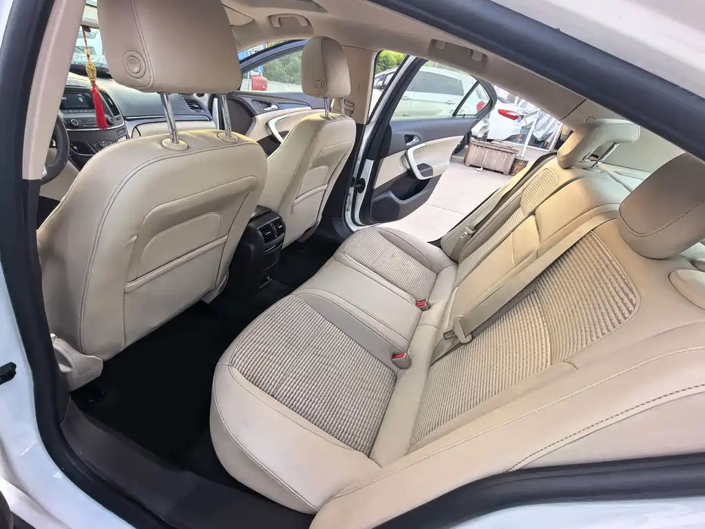Regal 2.0 L Leading Fashion