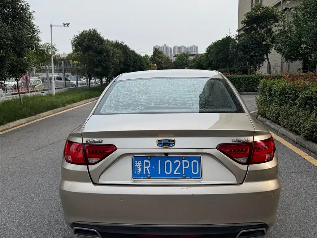 Emgrand GL 1.3 T Manual Elite