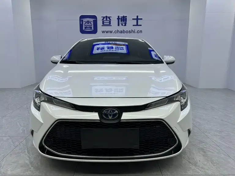 Toyota Levin Dual Engine 1.8 H E-CVT Luxury