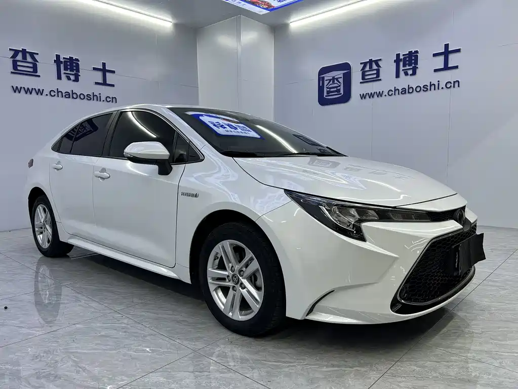 Levin Dual Engine 1.8 H E-CVT Luxury