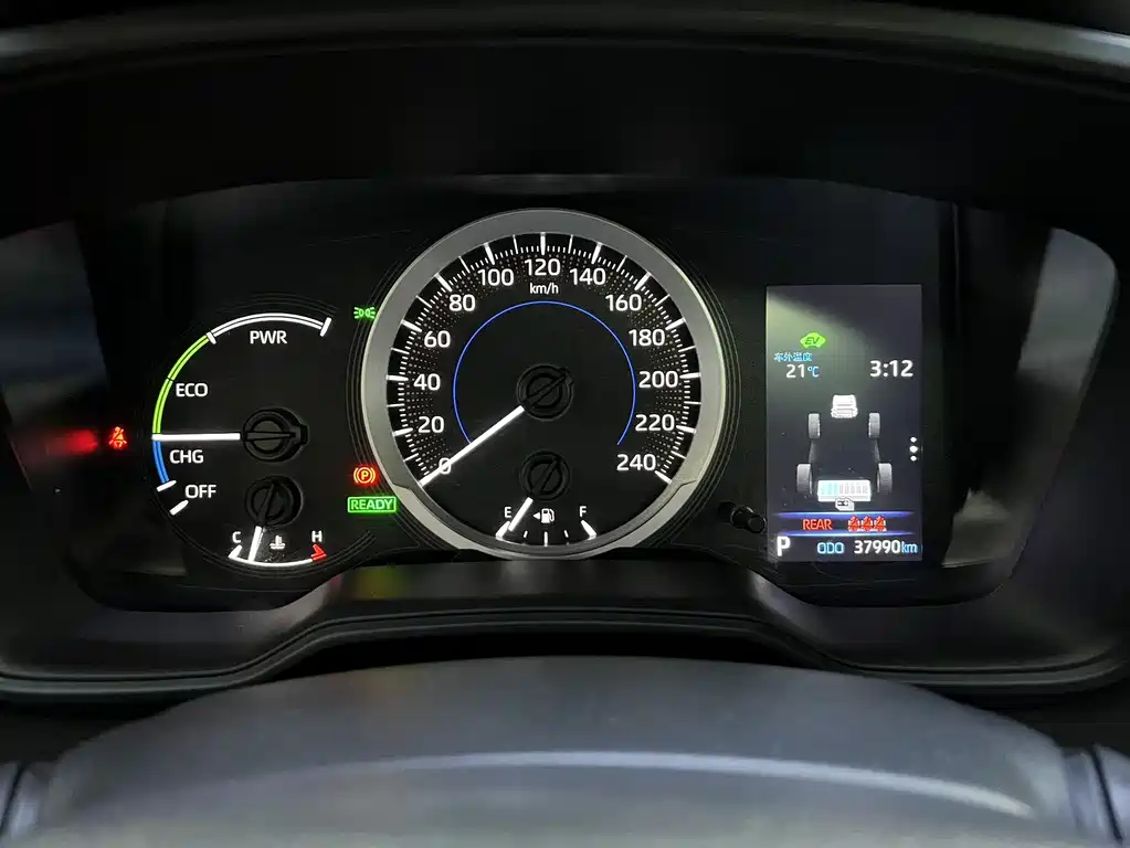 Levin Dual Engine 1.8 H E-CVT Luxury