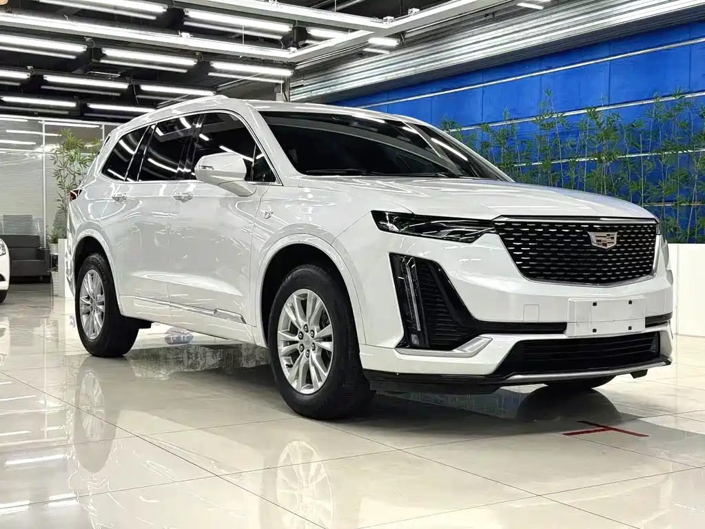 Cadillac XT6 28 T 7-seat 4 WD Style