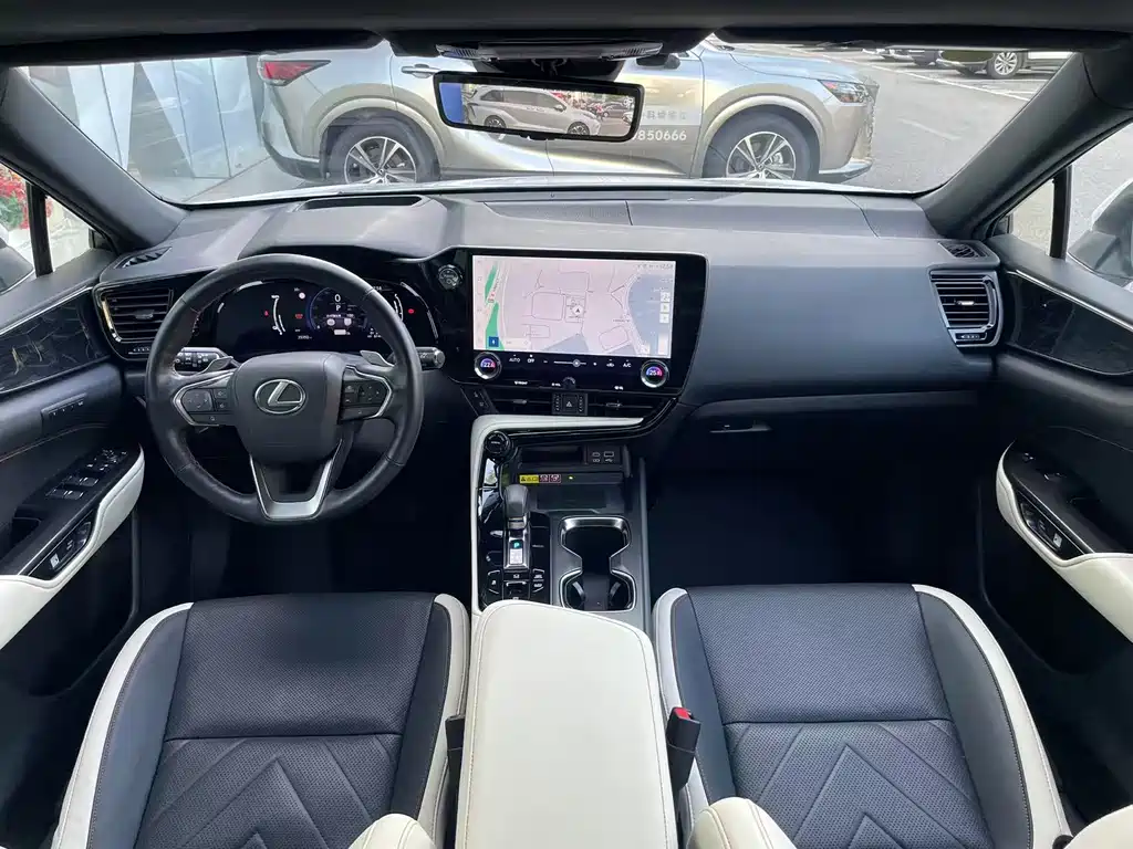 Lexus NX NEV 400 h+ Smooth