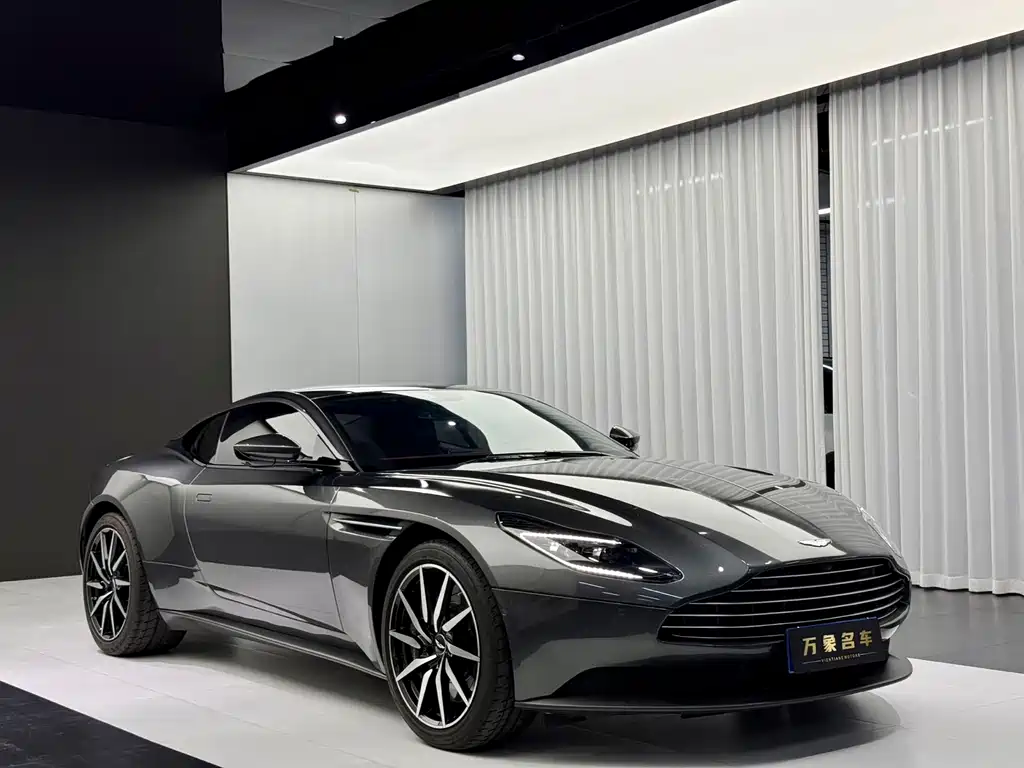 Aston Martin DB11 4.0 T V8 Coupe