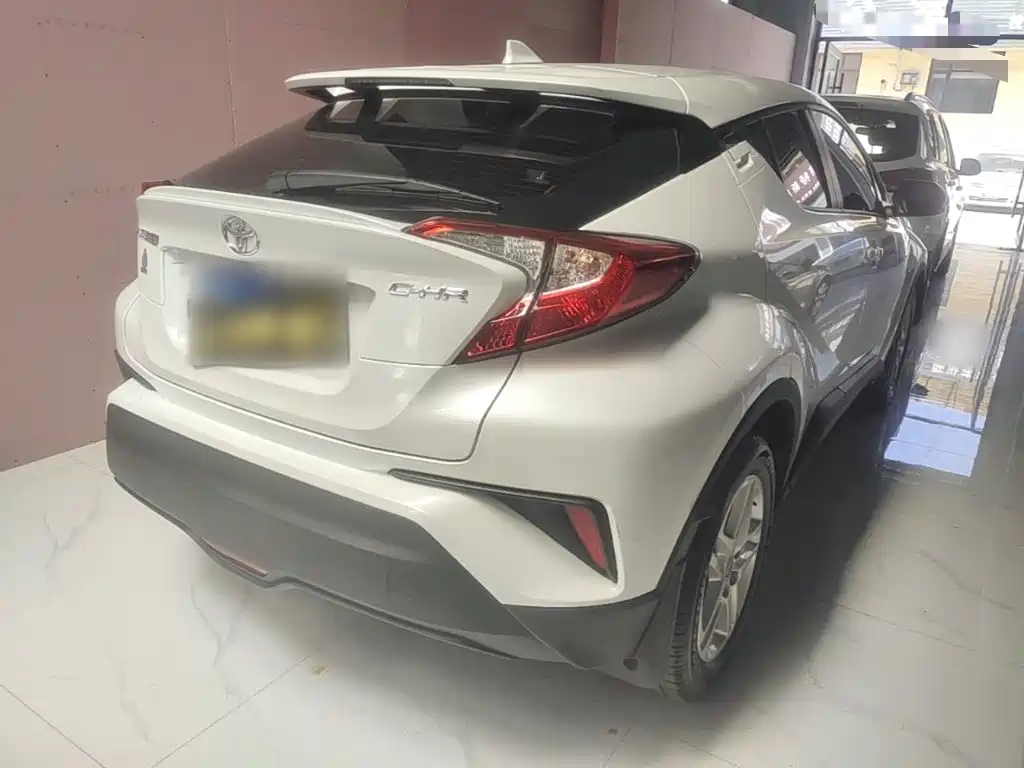 Toyota C-HR 2.0 L Comfort
