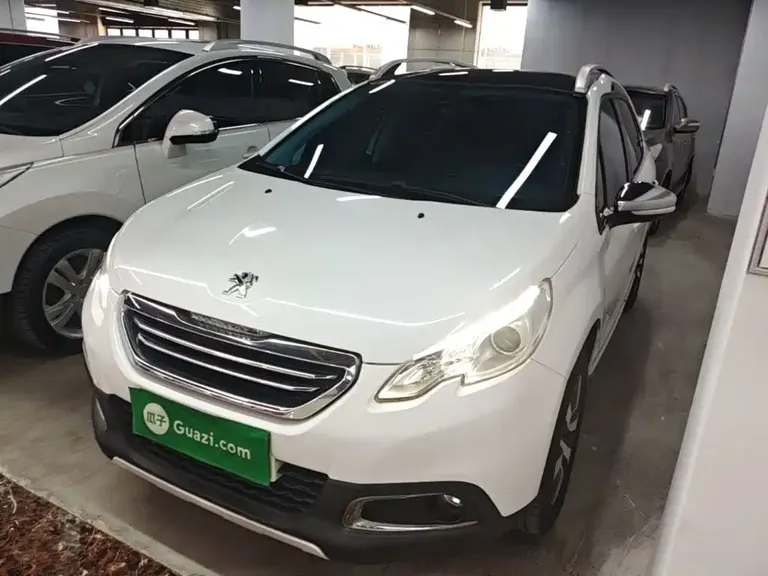 Peugeot 2008 2014 1.6 L Auto Navigator