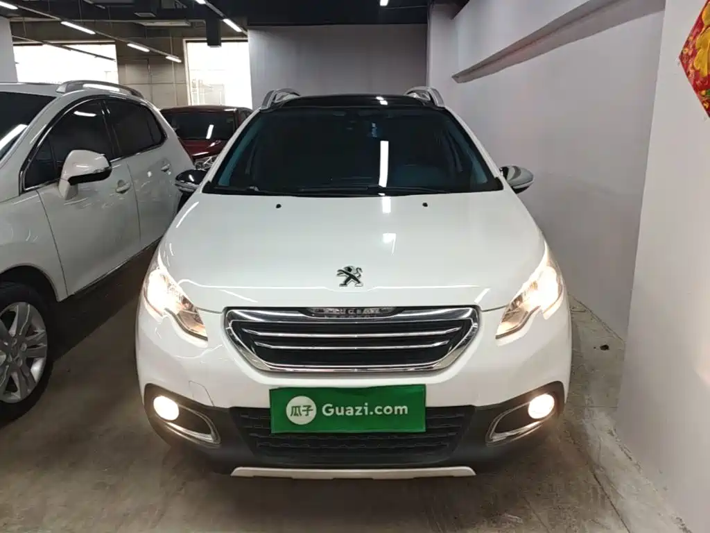 Peugeot 2008 2014 1.6 L Auto Navigator