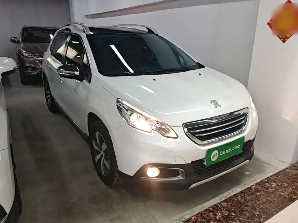 Peugeot 2008 2014 1.6 L Auto Navigator