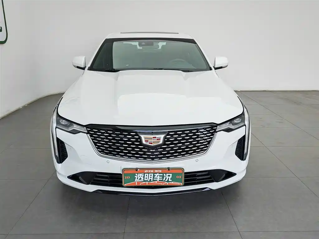 Cadillac CT4 28 T Luxury