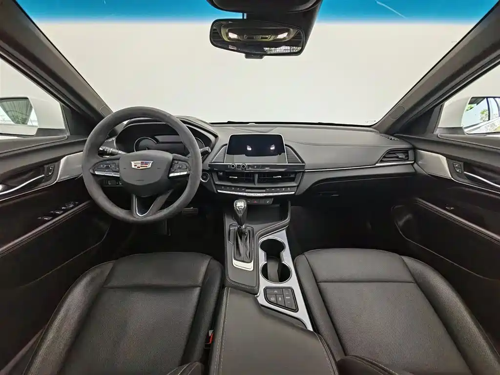 Cadillac CT4 28 T Luxury
