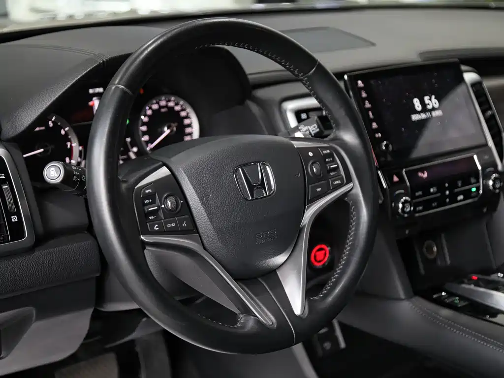 Honda UR-V 370 TURBO 2 WD Distinguished CN-V