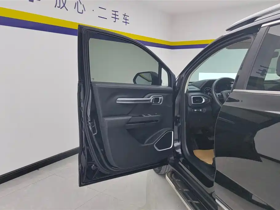 Haoyue 1.8 TD DCT Luxury 5-seat