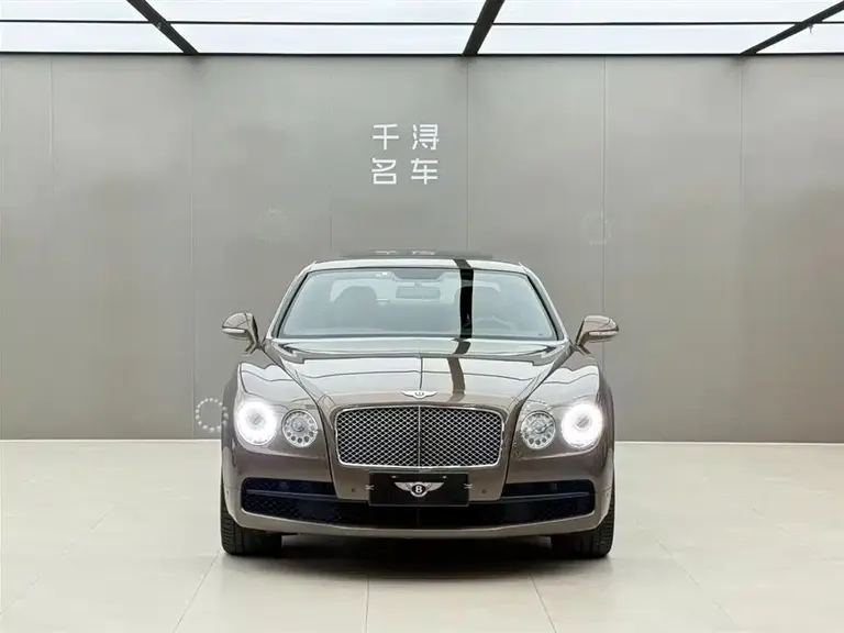 Bentley Flying Spur 4.0 T V8 Distinguished