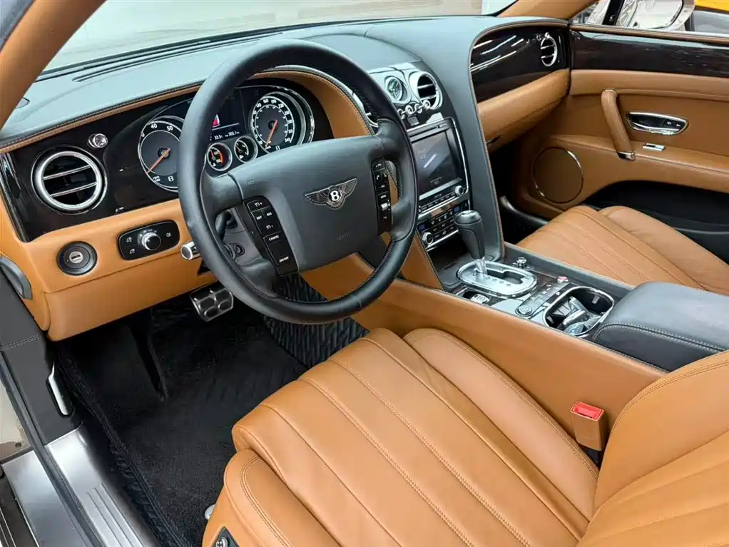 Flying Spur 4.0 T V8 Distinguished