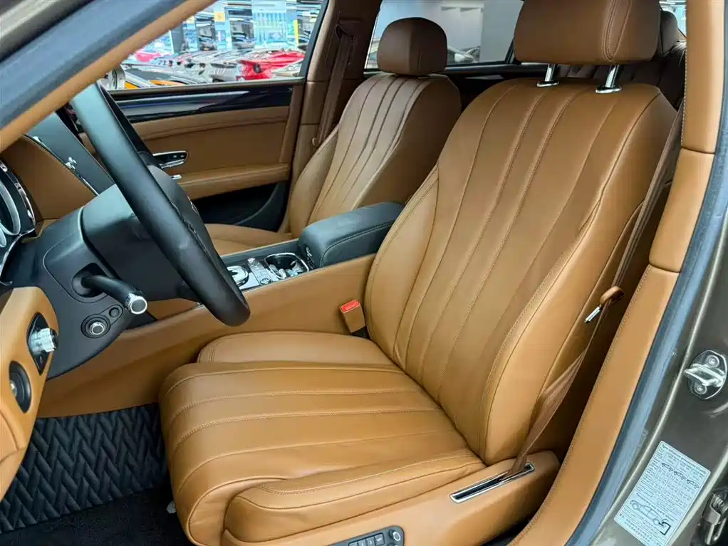 Flying Spur 4.0 T V8 Distinguished