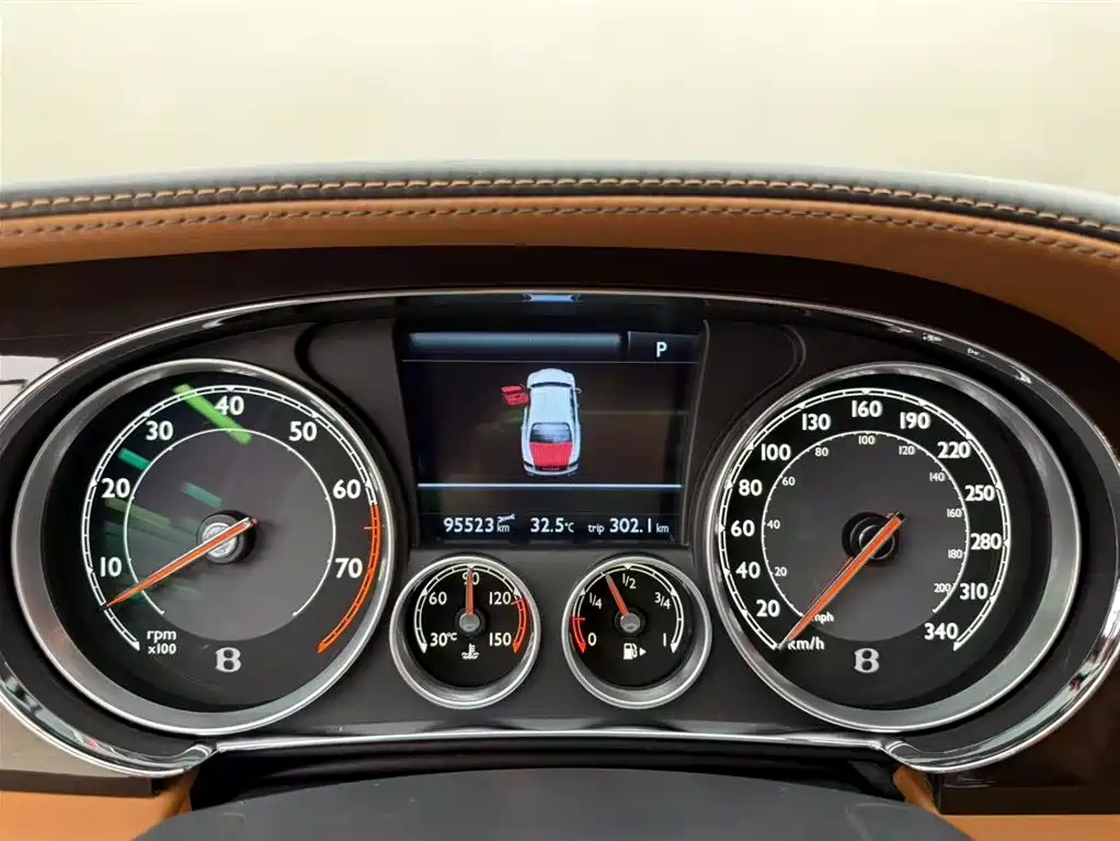 Flying Spur 4.0 T V8 Distinguished